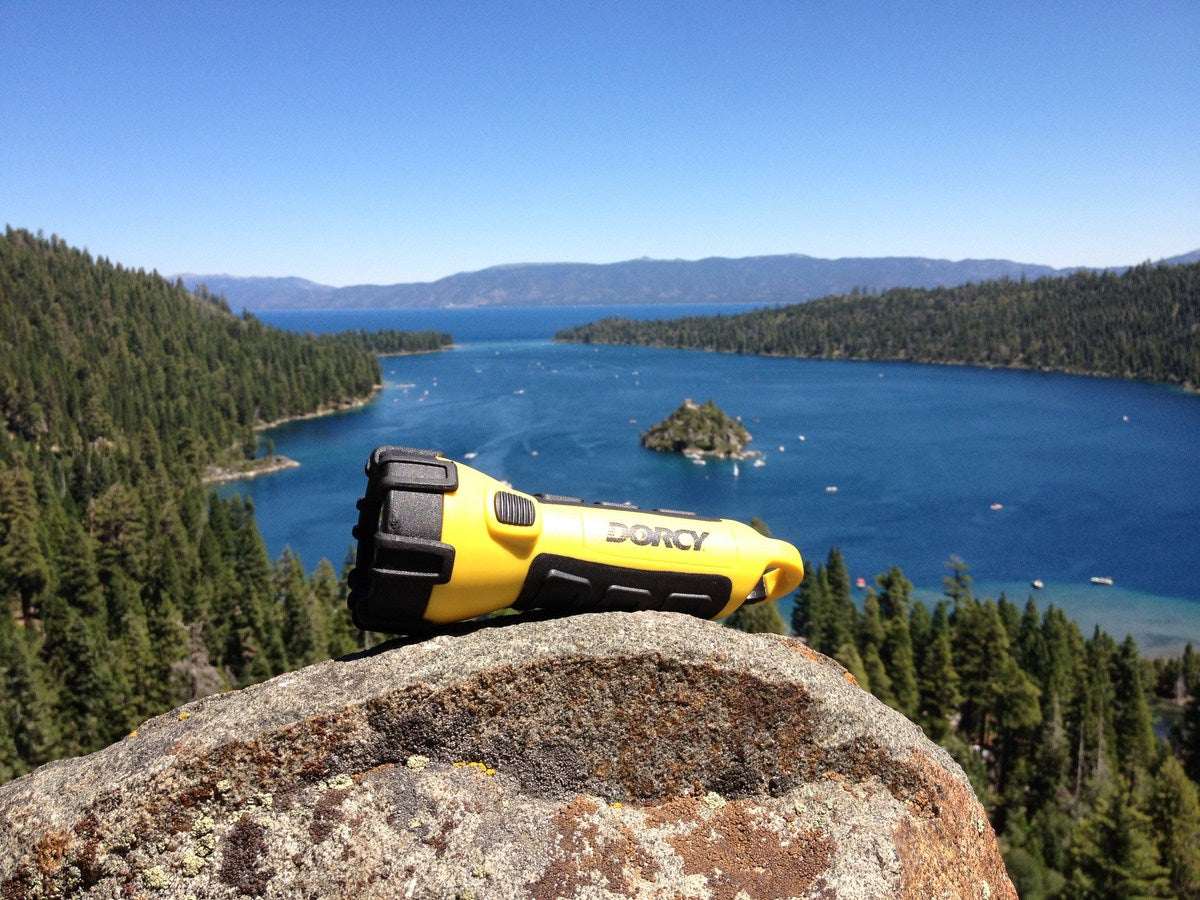 150 Lumen Floating Torch (3AA)