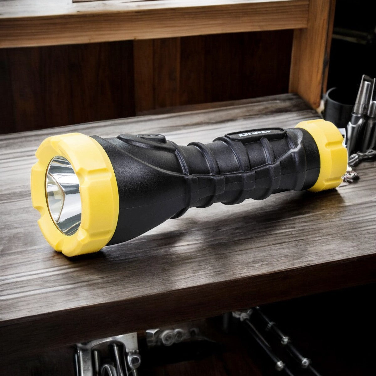 3AA 180 Lumen Rubber Torch